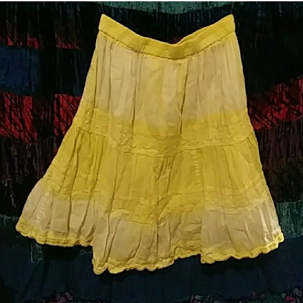 ***$5 BOGO item*** Yellow skirt